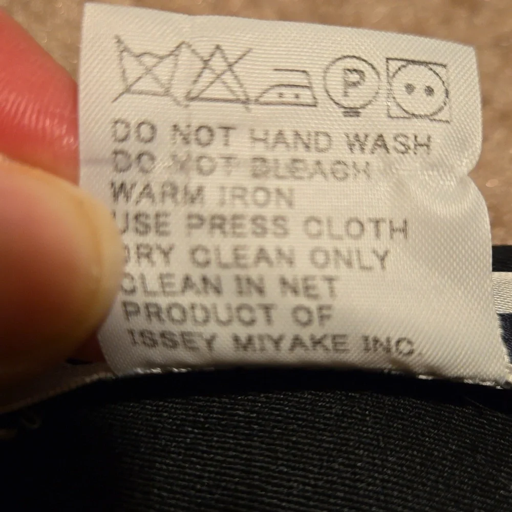 Issey Miyake Wool A-line skirt - Picture 3 of 9